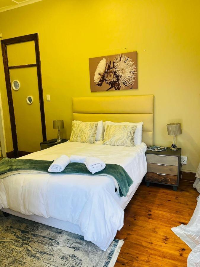 St Eve Lodge & Spa บลูมฟอนเทน ภายนอก รูปภาพ